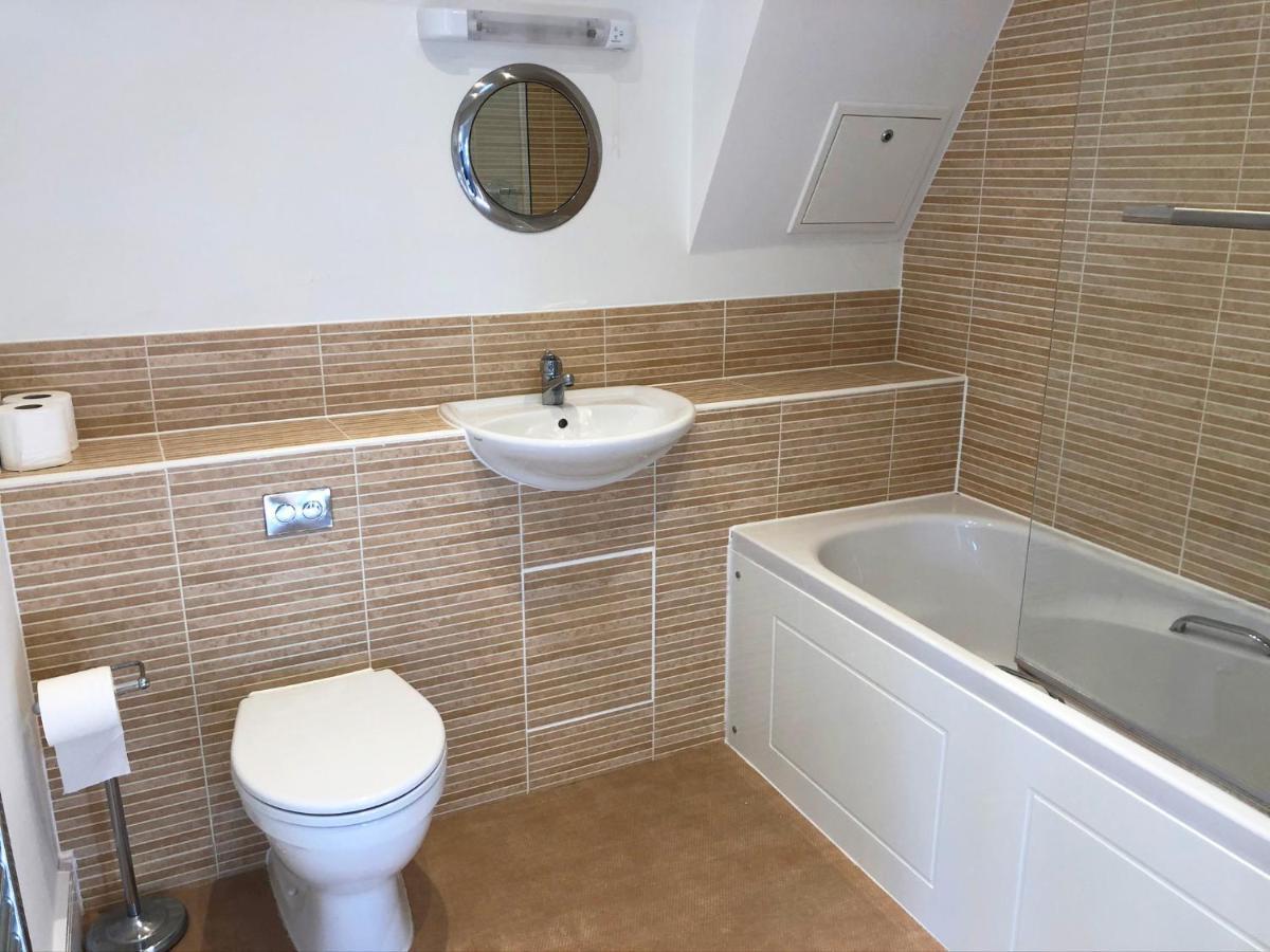 Parkside Penthouse Apartment Yeovil Exterior foto