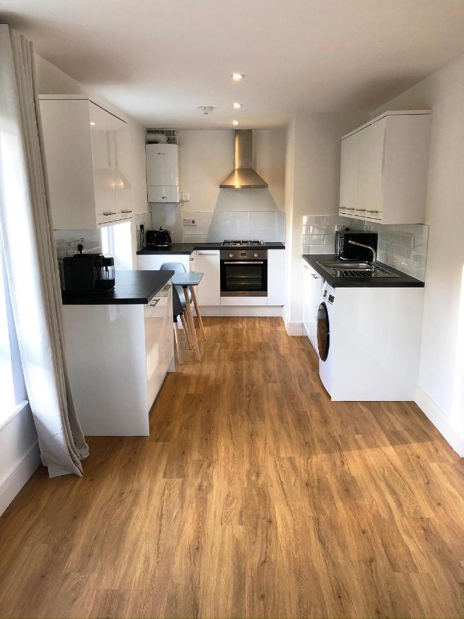Parkside Penthouse Apartment Yeovil Exterior foto
